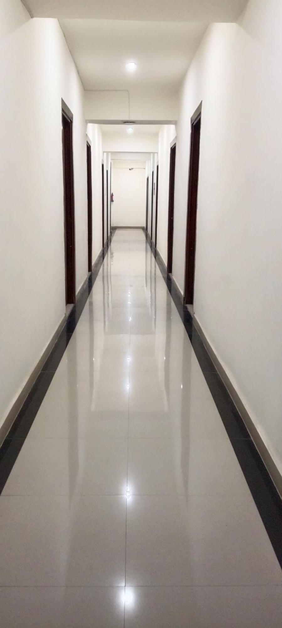 Hotel Blue Heaven Oyotownhouse Ghaziabad Extérieur photo